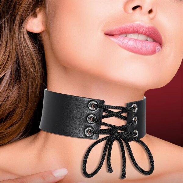 COLLAR WITH LACE VEGAN LEATHER ONE SIZE