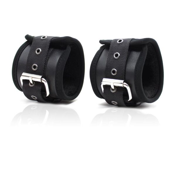 LEATHER HANDCUFFS WITH BIG HOOPS BLACK - IMAGE 2