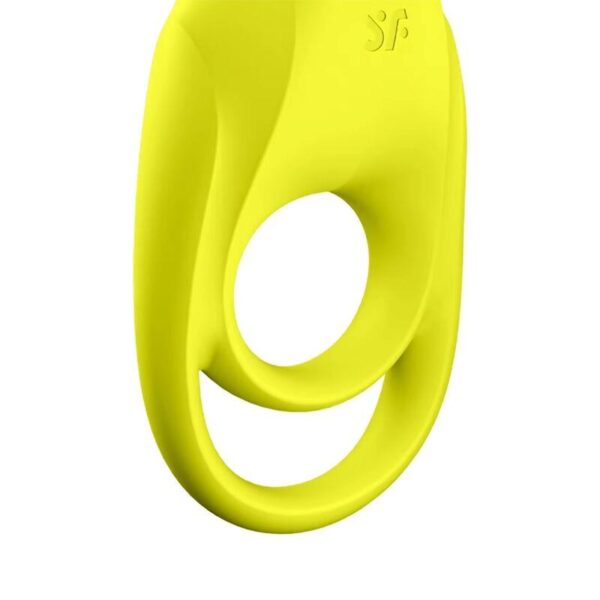 PENIS RING DUO VIBRANT YELLOW CLOSE UP