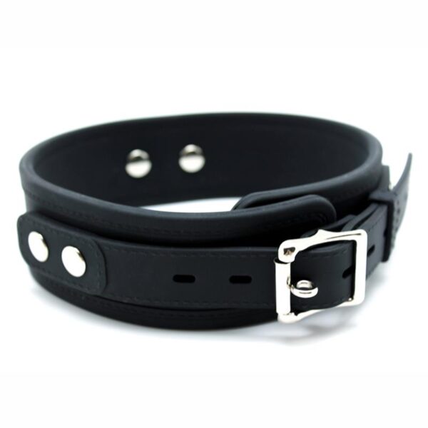 RIMBA LATEX PLAY COLLAR WITH LEASH - IMAGE 3